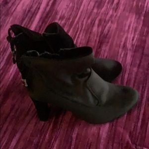 Chelsea Moreland Booties